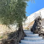 مزرعة للإقامة Le Fronde