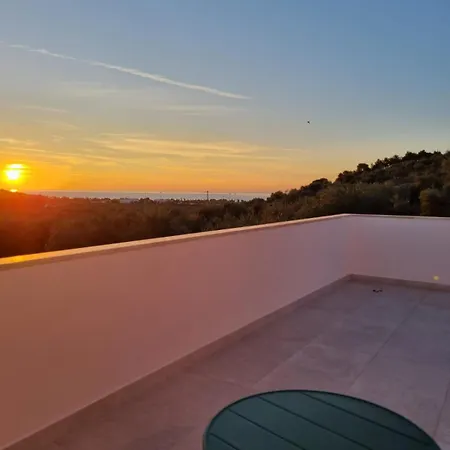 Alloggio per agriturismo Le Fronde *