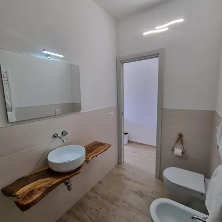 Alloggio per agriturismo Le Fronde *