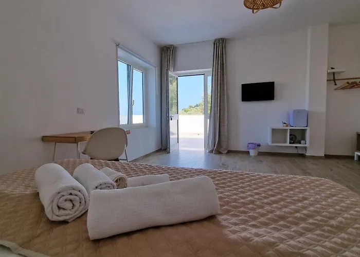 בית חווה Le Fronde *